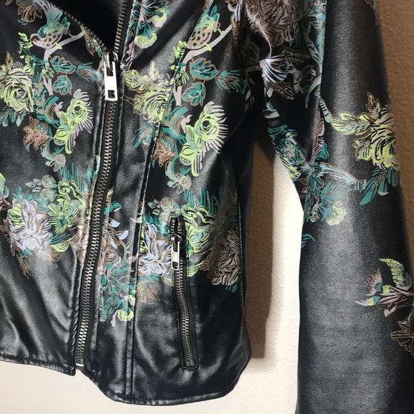 Floral Moto Jacket - Picture 7 of 7